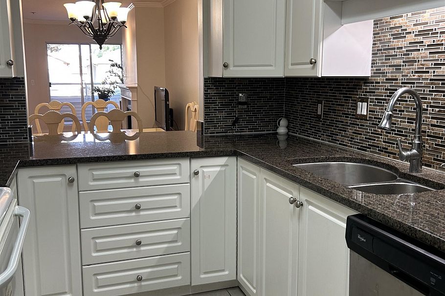 203 1958 E 47th Avenue Vancouver, BC - 9