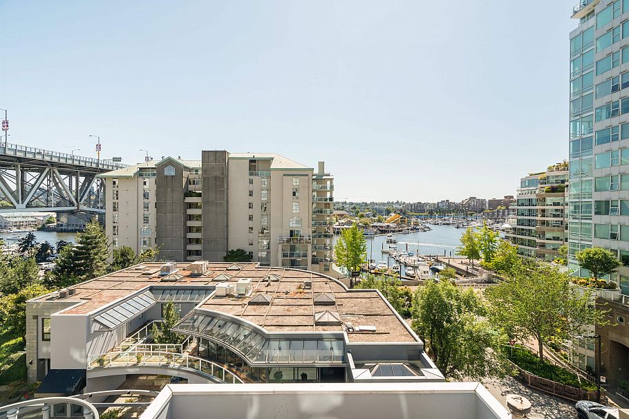 604 1500 Howe Street Vancouver, BC - 21