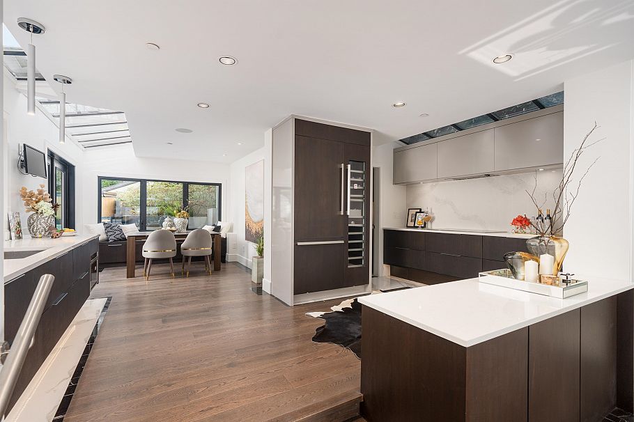 4524 W 1st Avenue Vancouver, BC - 12