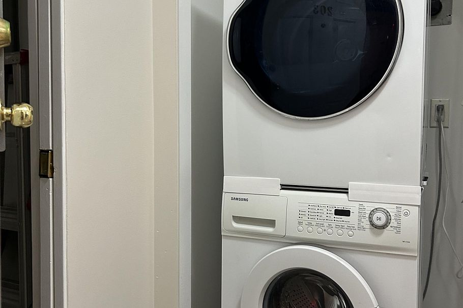 203 1958 E 47th Avenue Vancouver, BC - 12