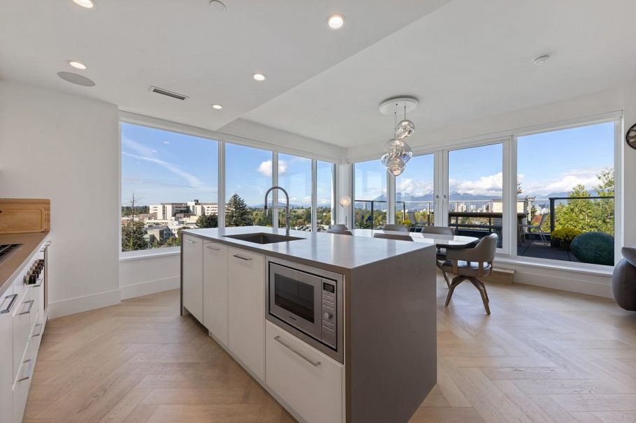 602 4685 Cambie Street Vancouver, BC - 3