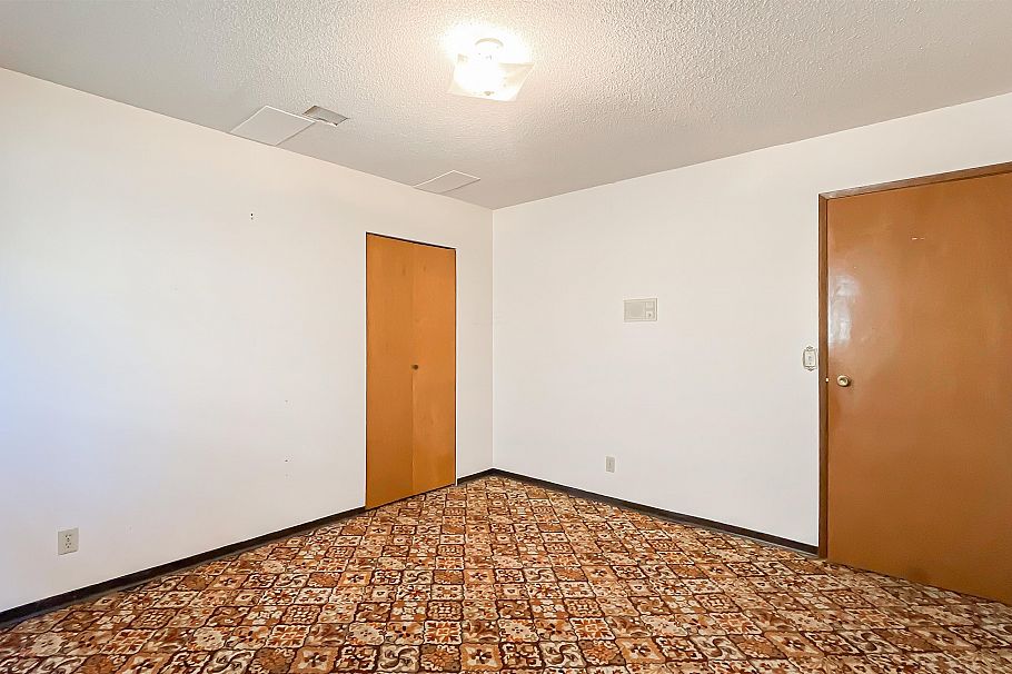 550 E 55th Avenue Vancouver, BC - 39