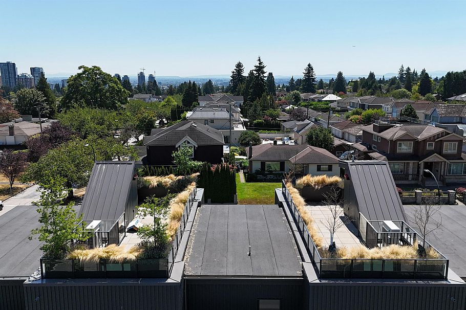 153 785 W 49th Avenue Vancouver, BC - 24