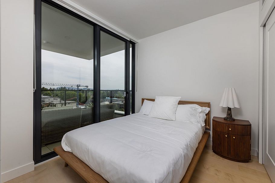 901 135 E 13th Street North Vancouver, BC - 19