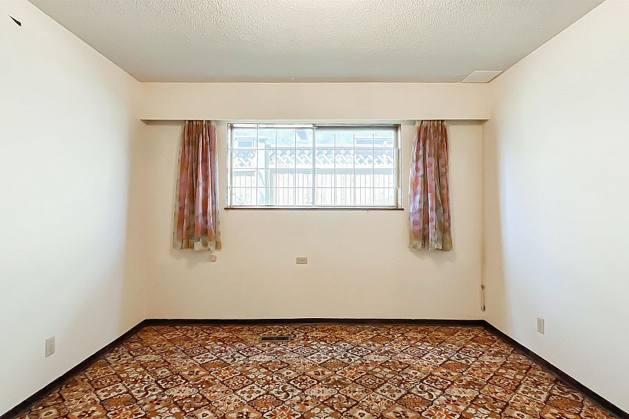 550 E 55th Avenue Vancouver, BC - 38