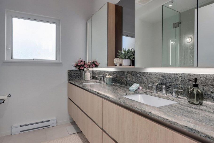 153 785 W 49th Avenue Vancouver, BC - 17