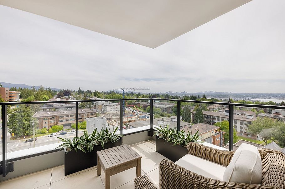 901 135 E 13th Street North Vancouver, BC - 23