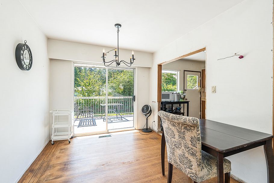 951 Canyon Boulevard North Vancouver, BC - 7