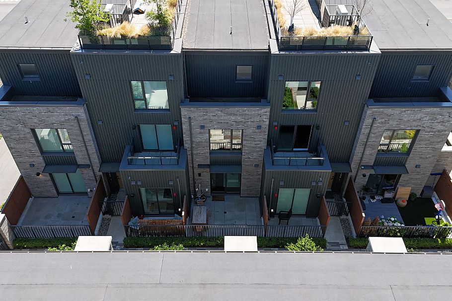 153 785 W 49th Avenue Vancouver, BC - 23