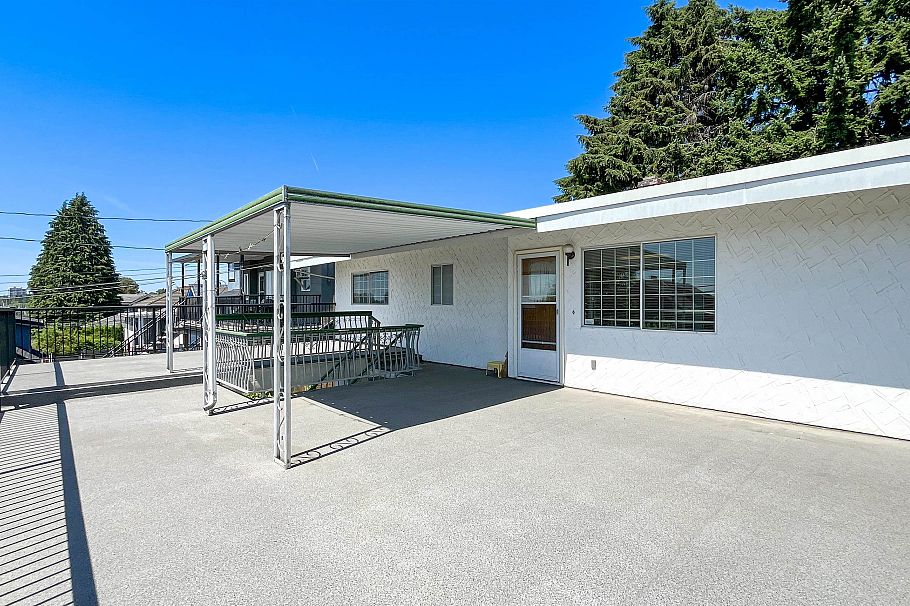 550 E 55th Avenue Vancouver, BC - 27