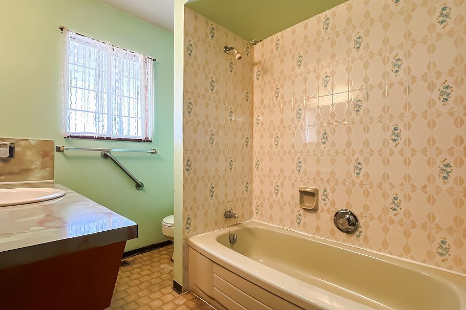 550 E 55th Avenue Vancouver, BC - 23