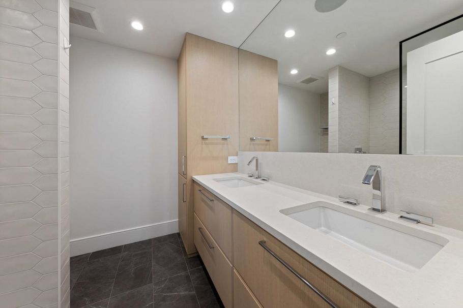 602 4685 Cambie Street Vancouver, BC - 16