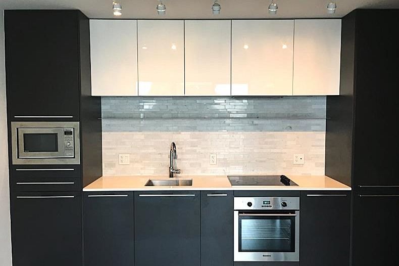 703 8131 Nunavut Lane Vancouver, BC - 4