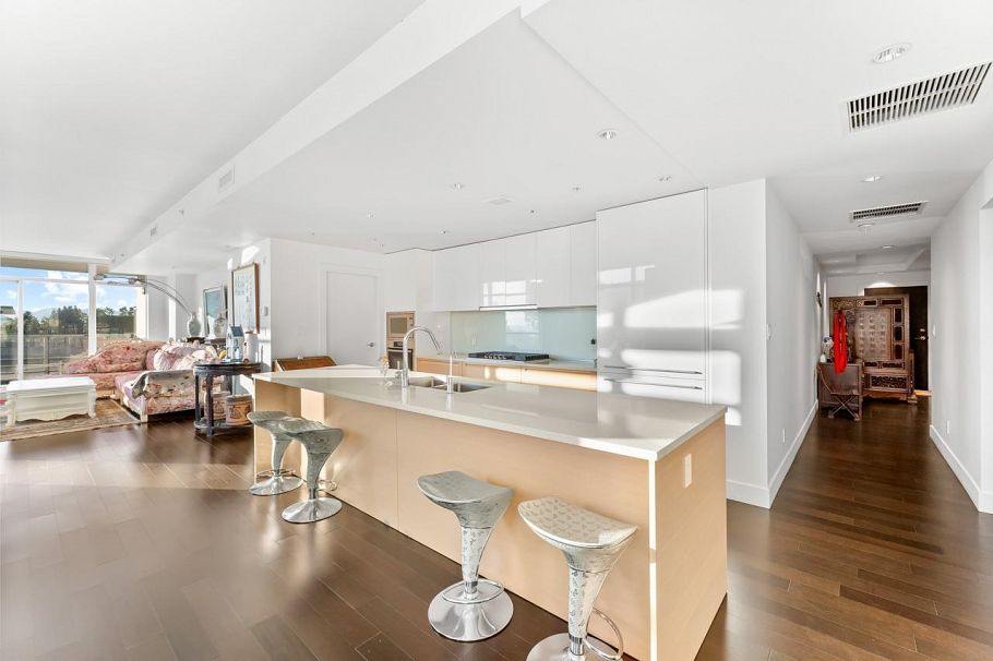 502 6080 Iona Drive Vancouver, BC - 3