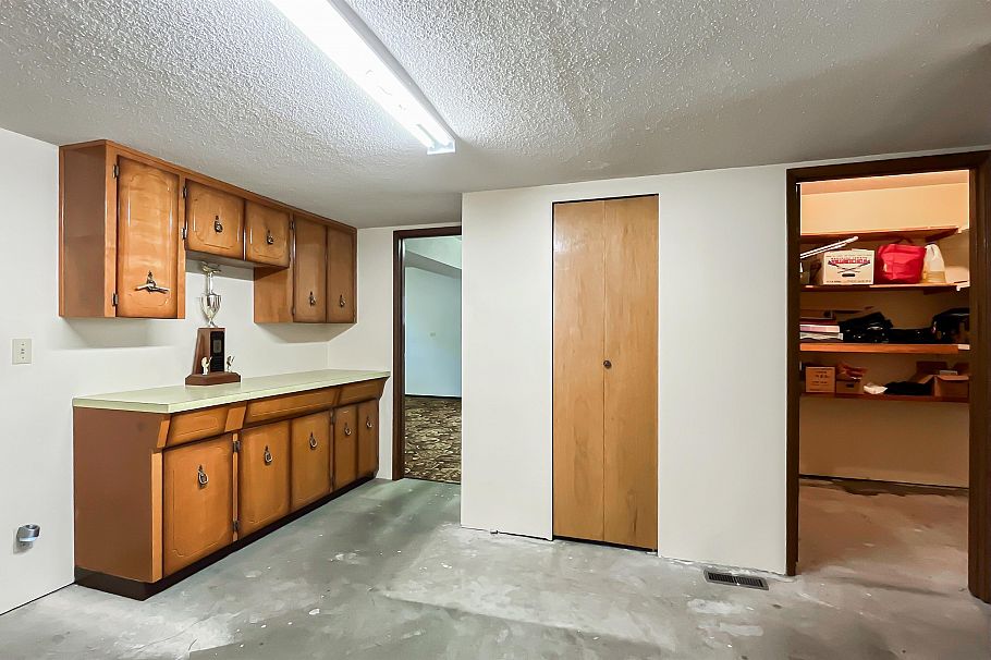 550 E 55th Avenue Vancouver, BC - 34