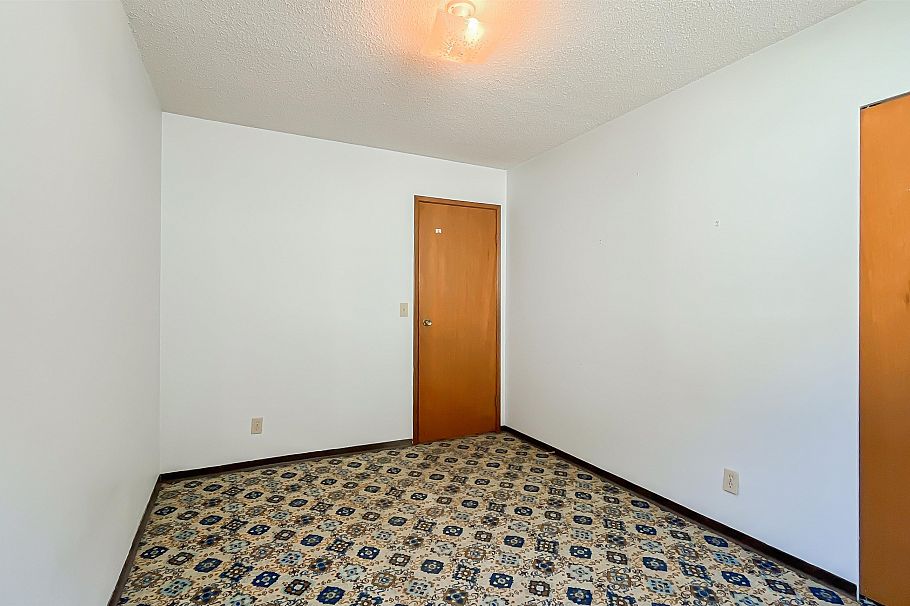 550 E 55th Avenue Vancouver, BC - 36