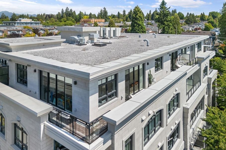 PH4 2089 W 43rd Avenue Vancouver, BC - 29