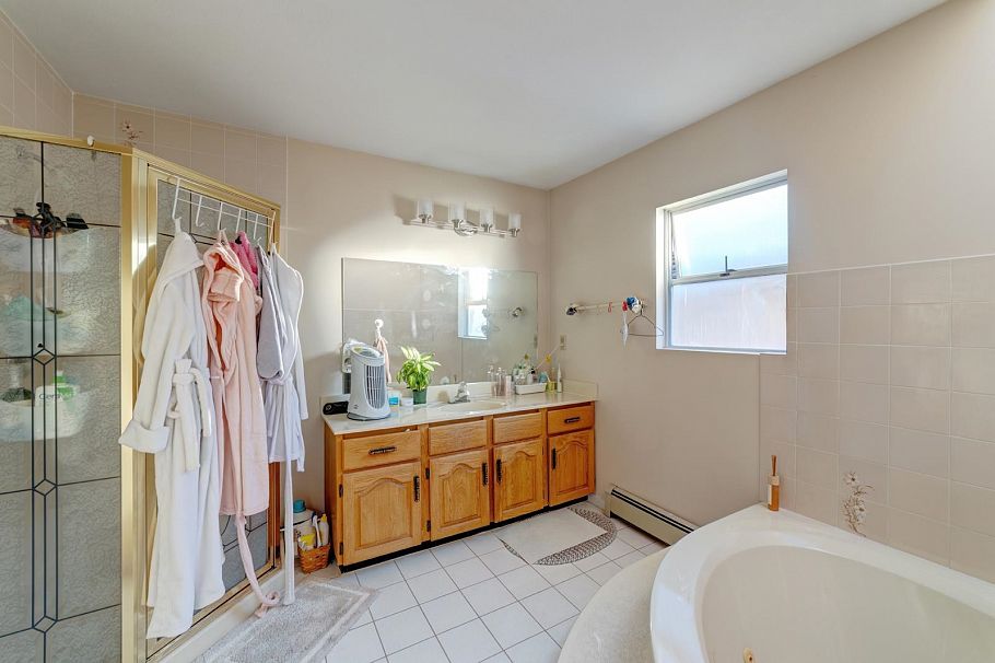 5036 Gladstone Street Vancouver, BC - 13