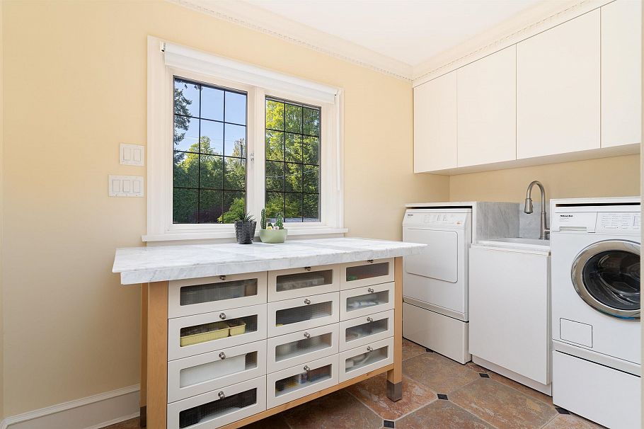 6361 Granville Street Vancouver, BC - 13