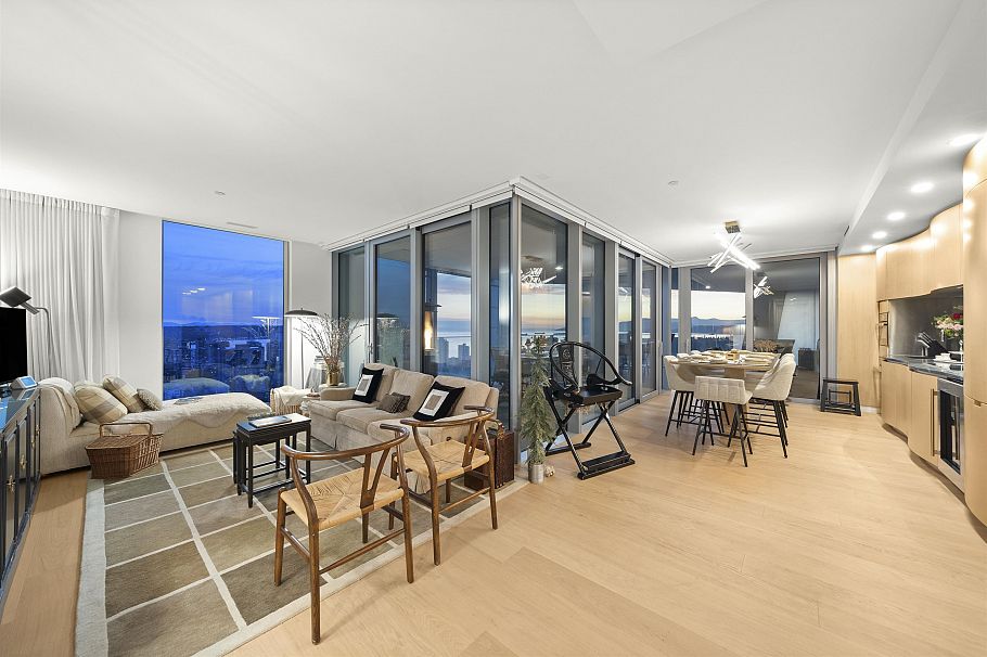 3004 1568 Alberni Street Vancouver, BC - 4