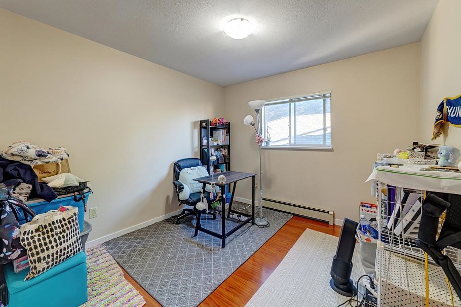 5036 Gladstone Street Vancouver, BC - 10