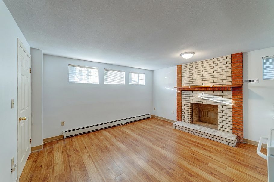 5036 Gladstone Street Vancouver, BC - 23