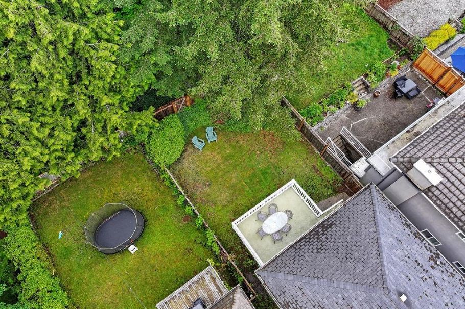 1560 Burrill Avenue North Vancouver, BC - 9