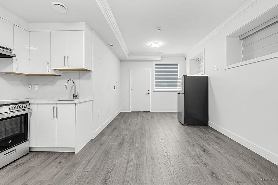 101 2122 E 32nd Avenue Vancouver, BC - 24