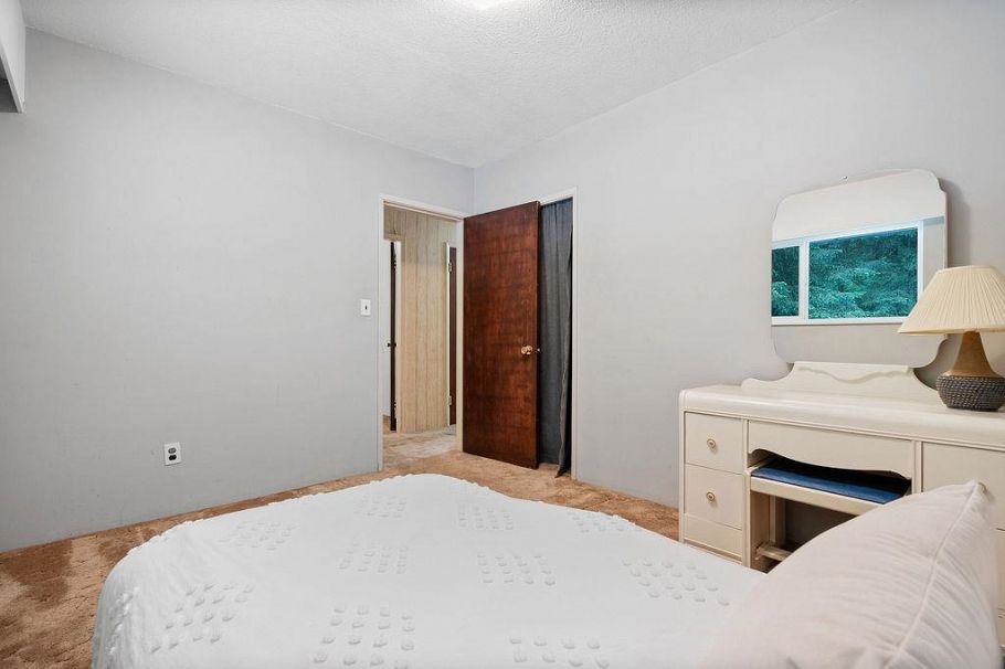 1560 Burrill Avenue North Vancouver, BC - 19