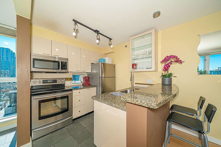 1509 1068 Hornby Street Vancouver, BC - 10