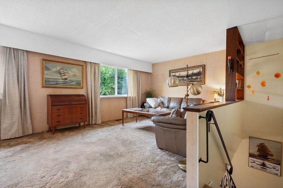 1560 Burrill Avenue North Vancouver, BC - 13