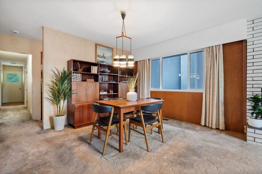 1560 Burrill Avenue North Vancouver, BC - 14