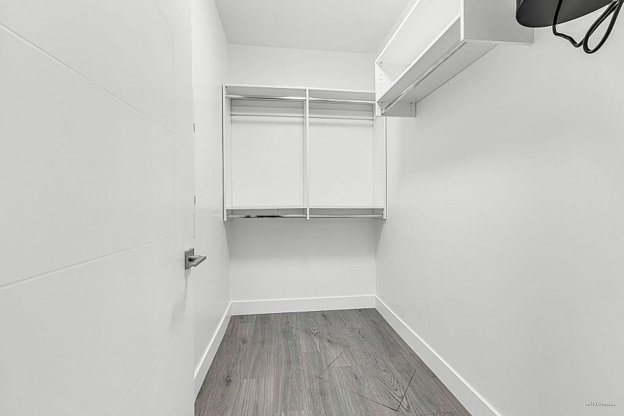 101 2122 E 32nd Avenue Vancouver, BC - 26