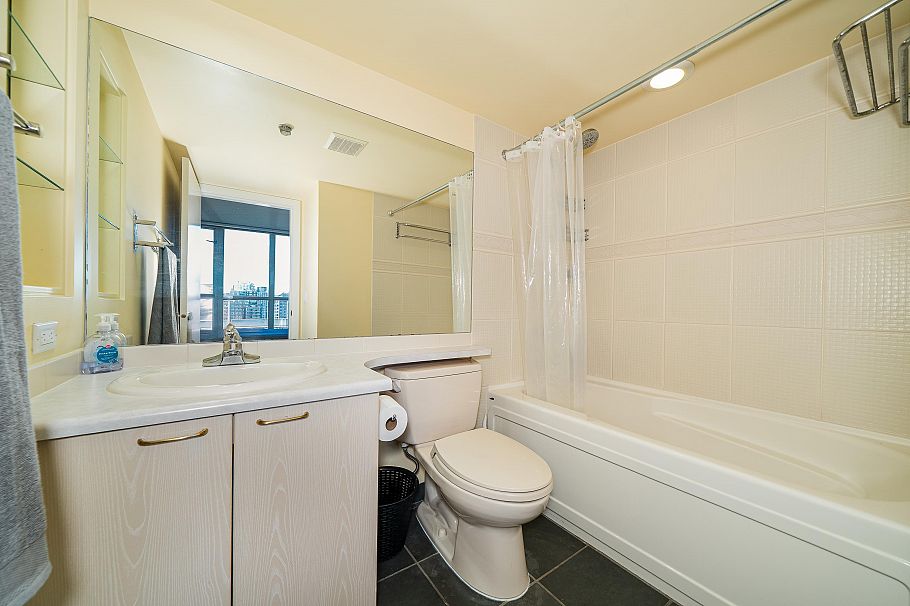 1509 1068 Hornby Street Vancouver, BC - 22