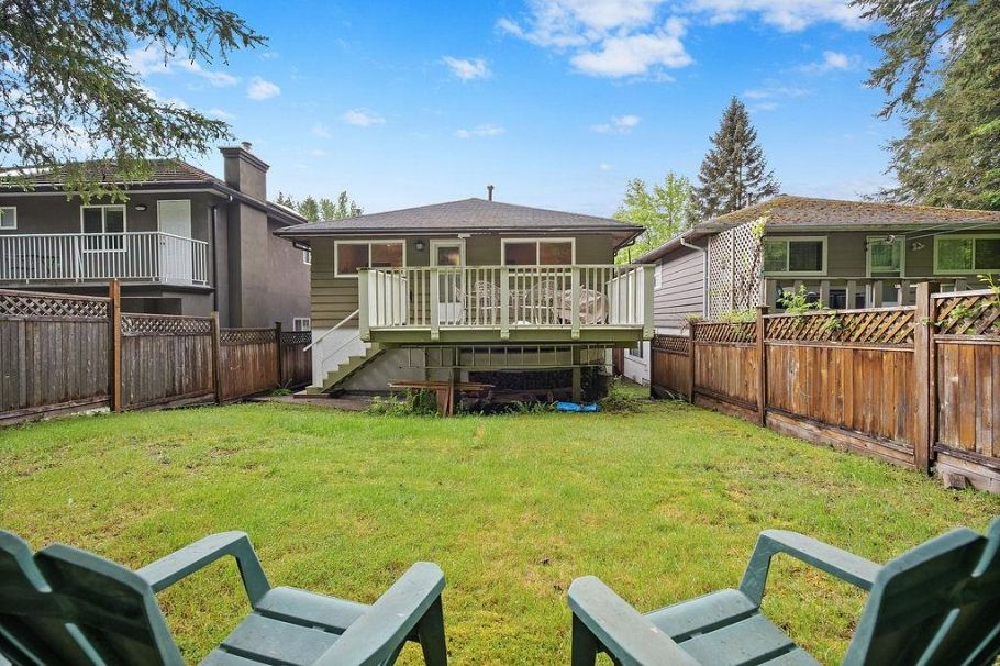 1560 Burrill Avenue North Vancouver, BC - 7