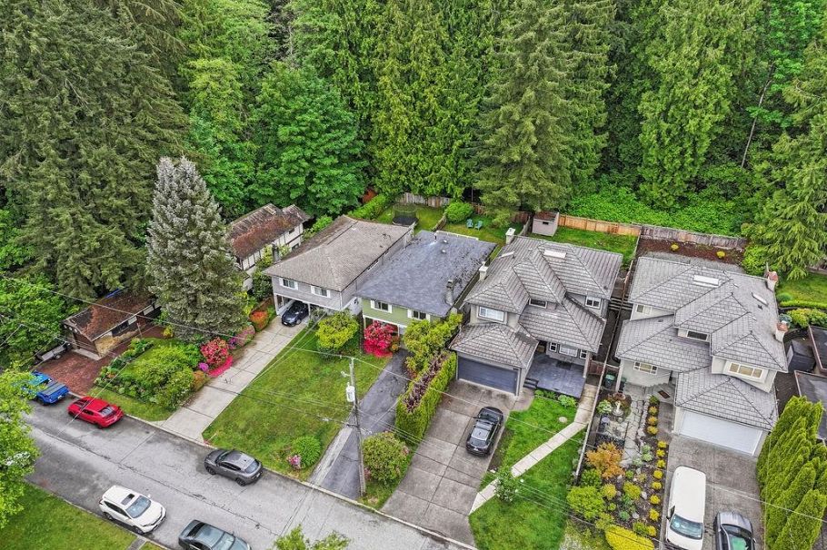 1560 Burrill Avenue North Vancouver, BC - 5