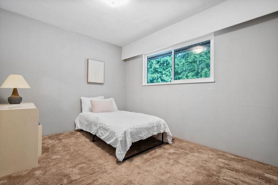 1560 Burrill Avenue North Vancouver, BC - 18