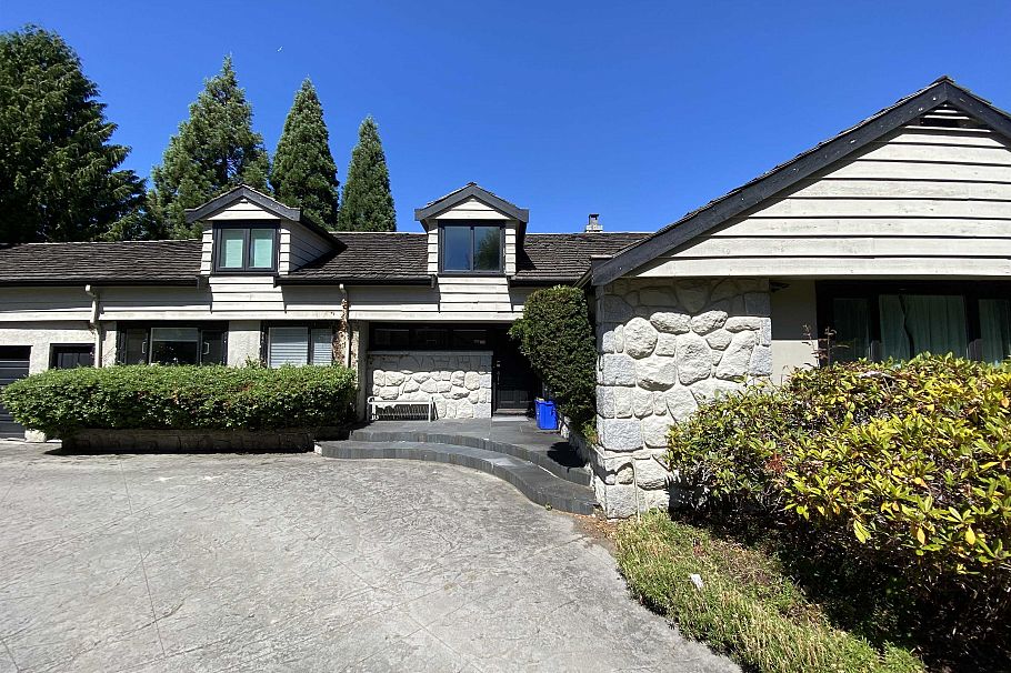 5975 Chancellor Boulevard Vancouver, BC - 1