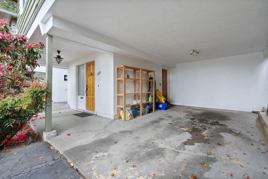 1560 Burrill Avenue North Vancouver, BC - 27