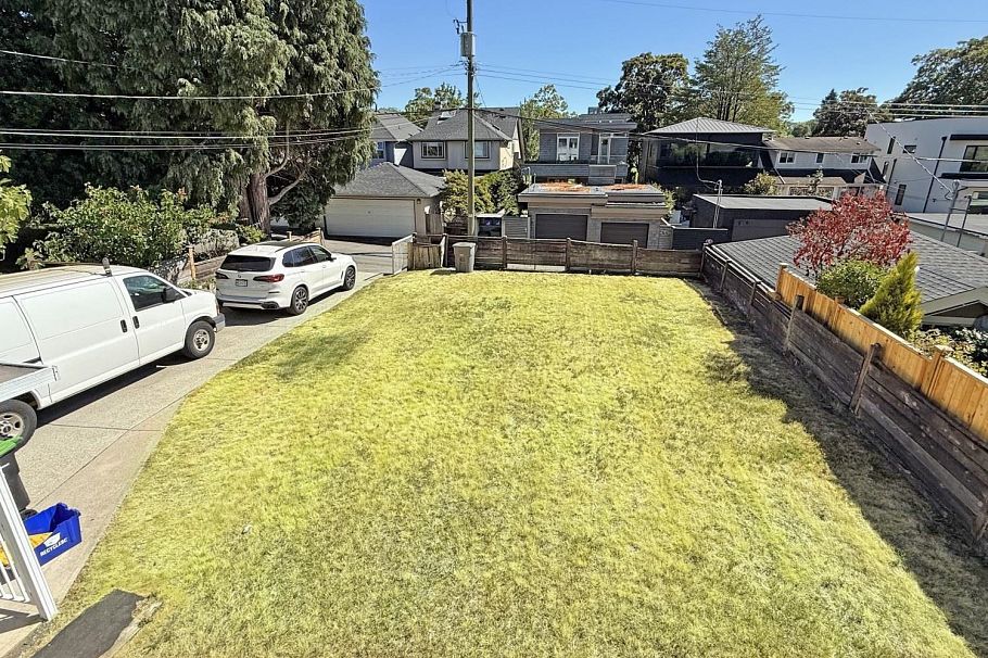 3072 W 28th Avenue Vancouver, BC - 3