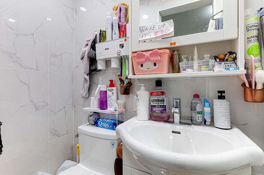 2611 E 48th Avenue Vancouver, BC - 18