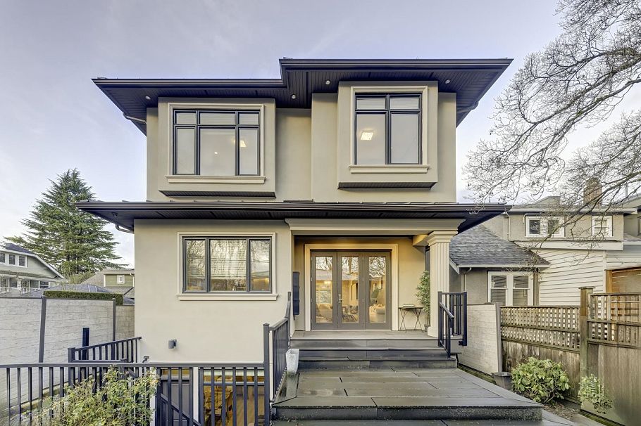 3288 W 23rd Avenue Vancouver, BC - 34