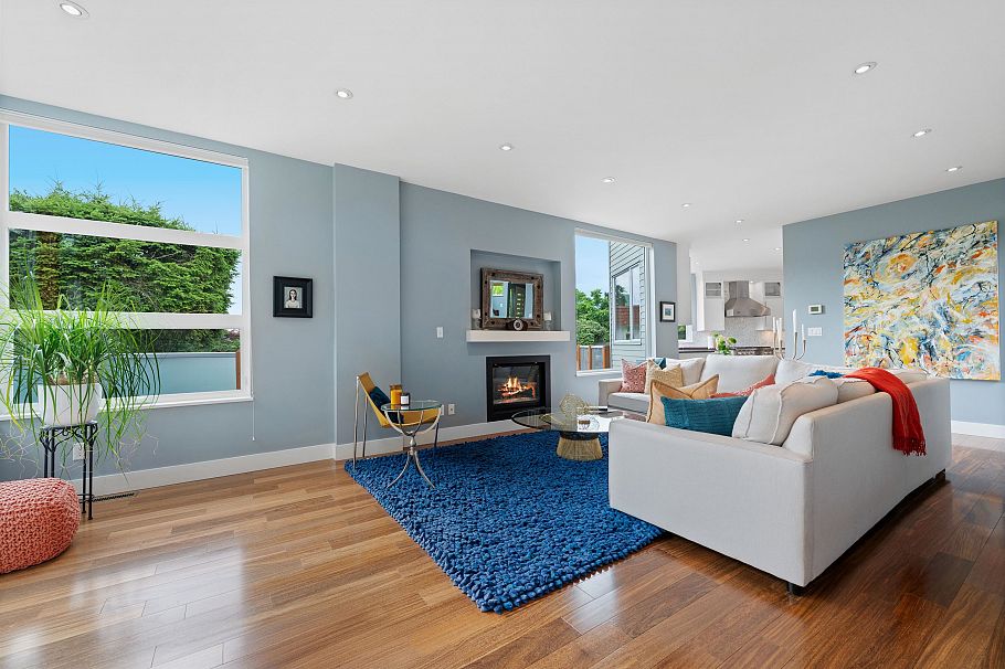 2005 Larson Road North Vancouver, BC - 11