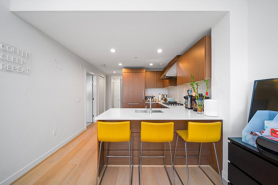 311 6033 Gray Avenue Vancouver, BC - 11