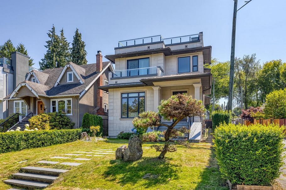 3288 W 23rd Avenue Vancouver, BC - 35