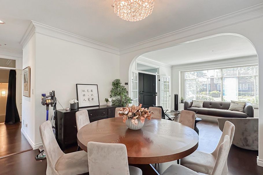 2137 W 20th Avenue Vancouver, BC - 5