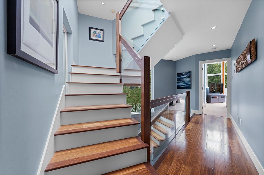 2005 Larson Road North Vancouver, BC - 19