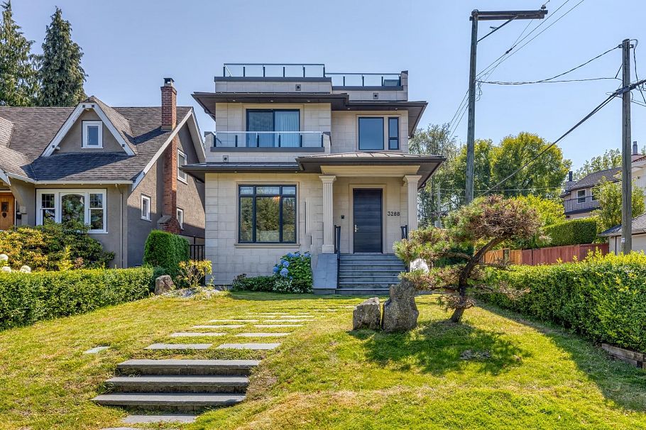 3288 W 23rd Avenue Vancouver, BC - 1