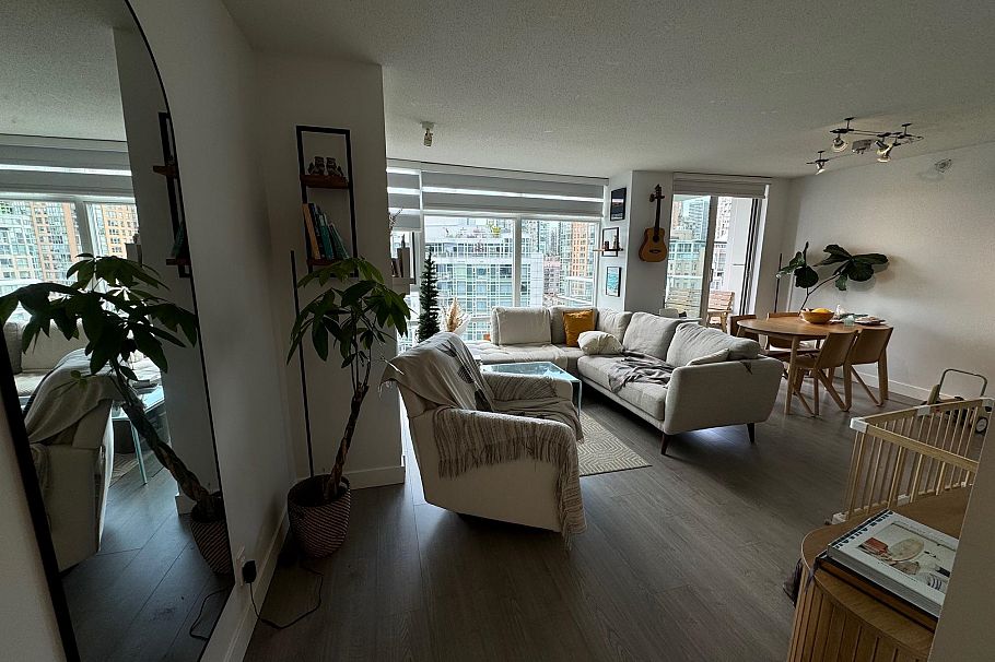 1708 198 Aquarius Mews Vancouver, BC - 23