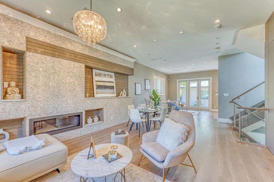 3288 W 23rd Avenue Vancouver, BC - 4